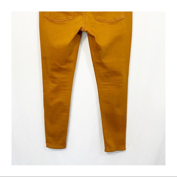 NEW Madewell 9” Mid Rise Skinny Leg Button Front Garment Dyed Jeans - Picture 9 of 14